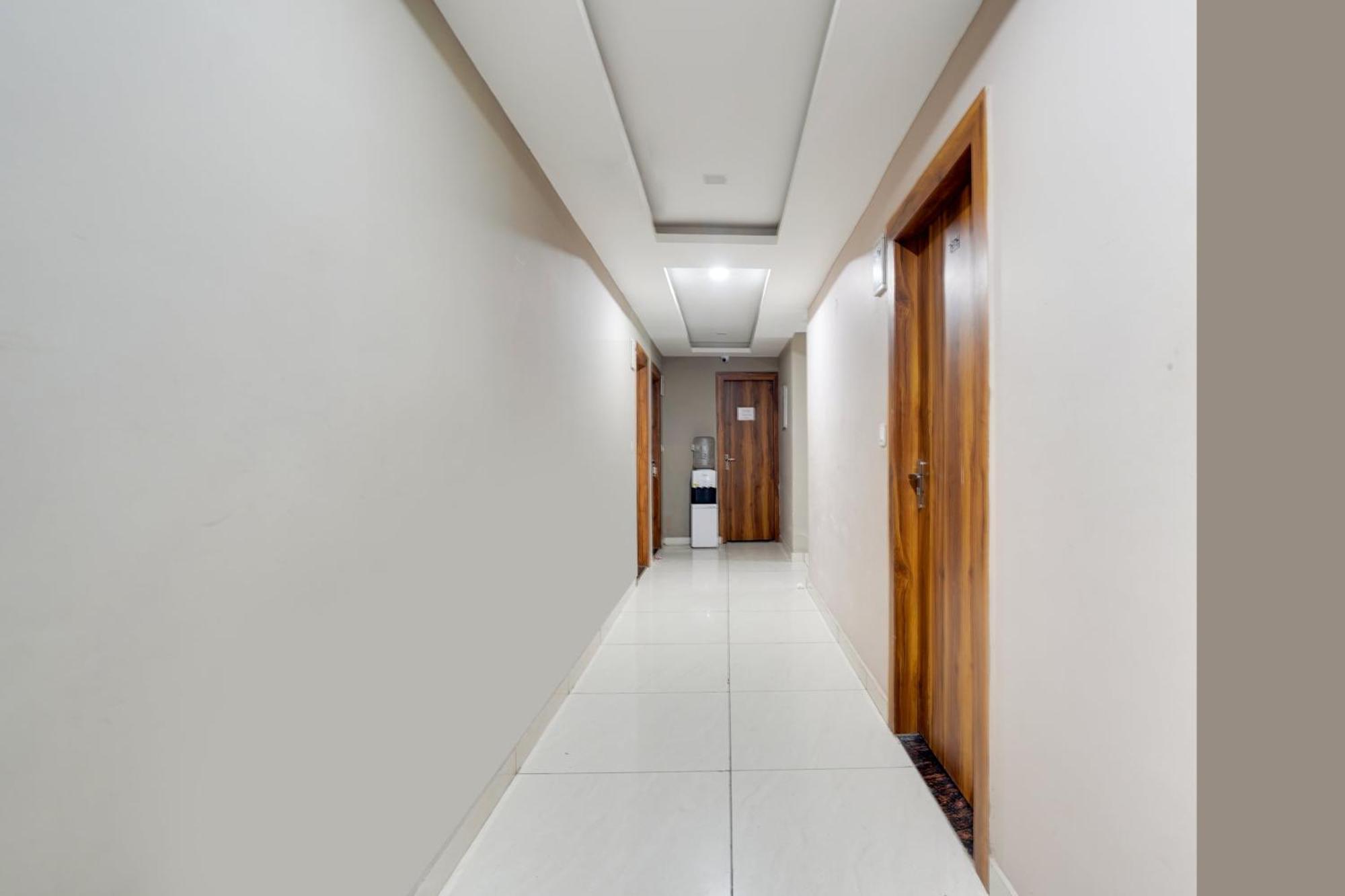 Super Townhouse Tapovan ภายนอก รูปภาพ