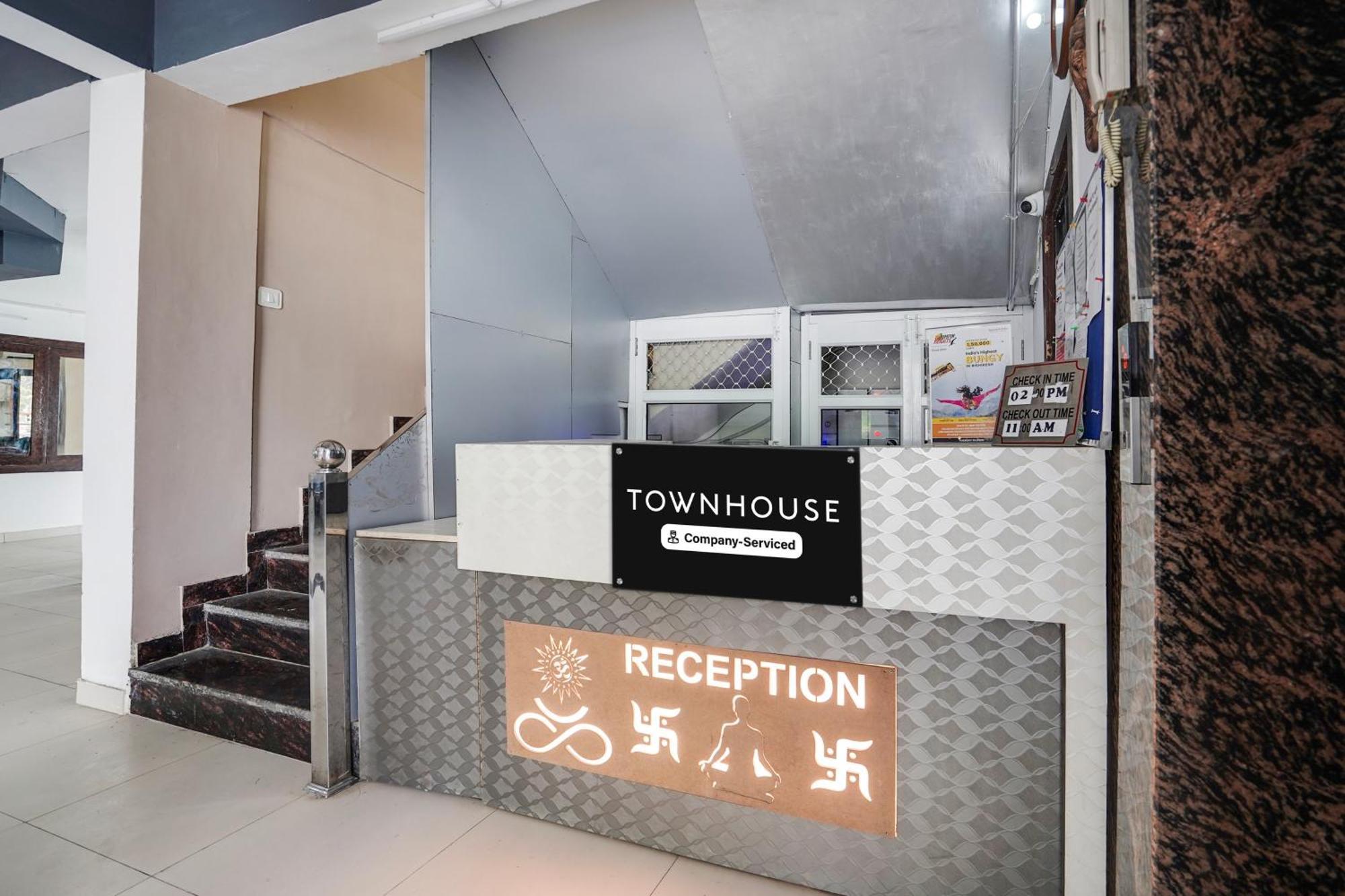 Super Townhouse Tapovan ภายนอก รูปภาพ