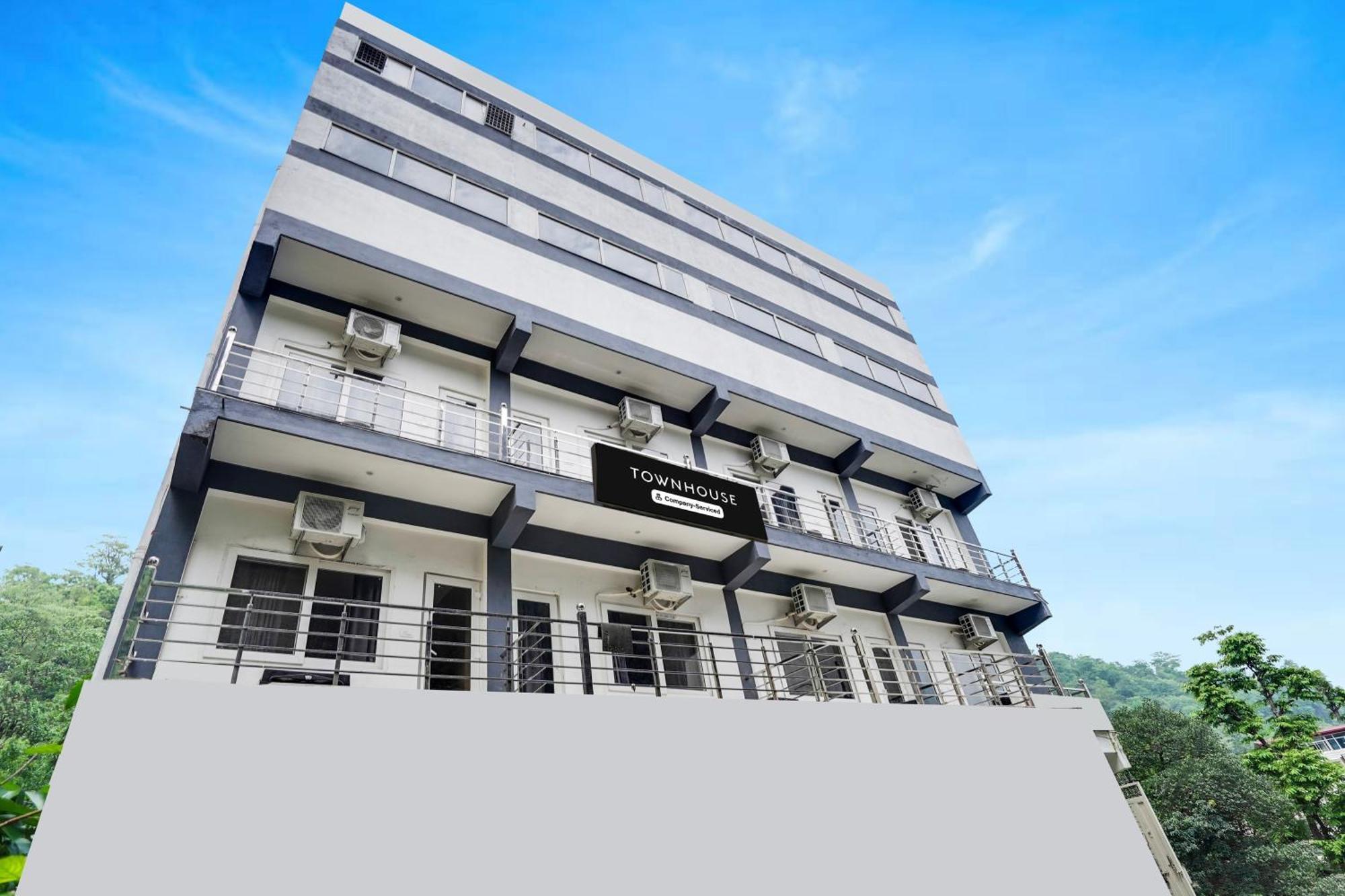 Super Townhouse Tapovan ภายนอก รูปภาพ